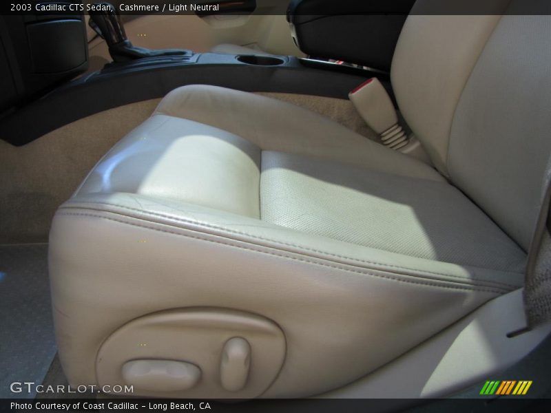 Cashmere / Light Neutral 2003 Cadillac CTS Sedan