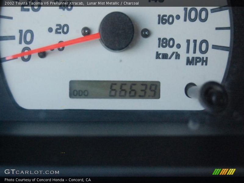 Lunar Mist Metallic / Charcoal 2002 Toyota Tacoma V6 PreRunner Xtracab