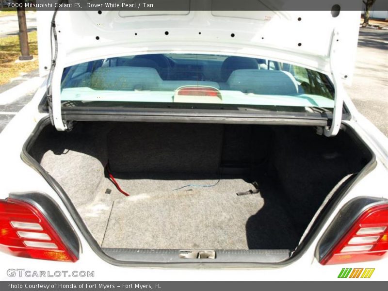 Dover White Pearl / Tan 2000 Mitsubishi Galant ES