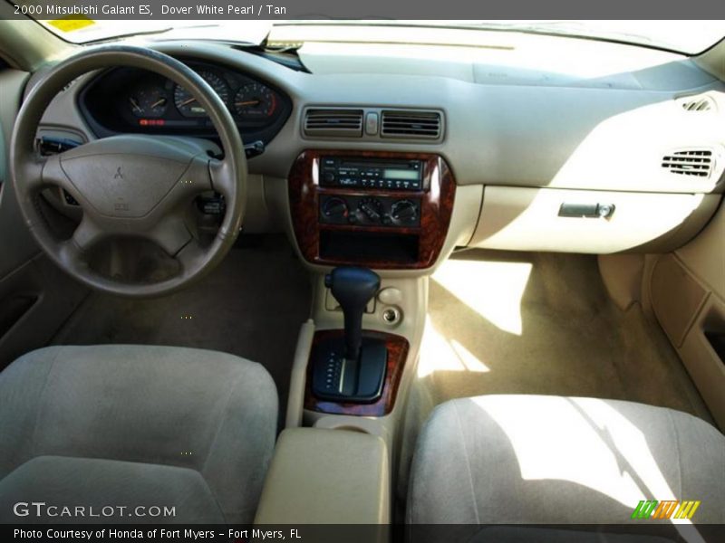 Dover White Pearl / Tan 2000 Mitsubishi Galant ES