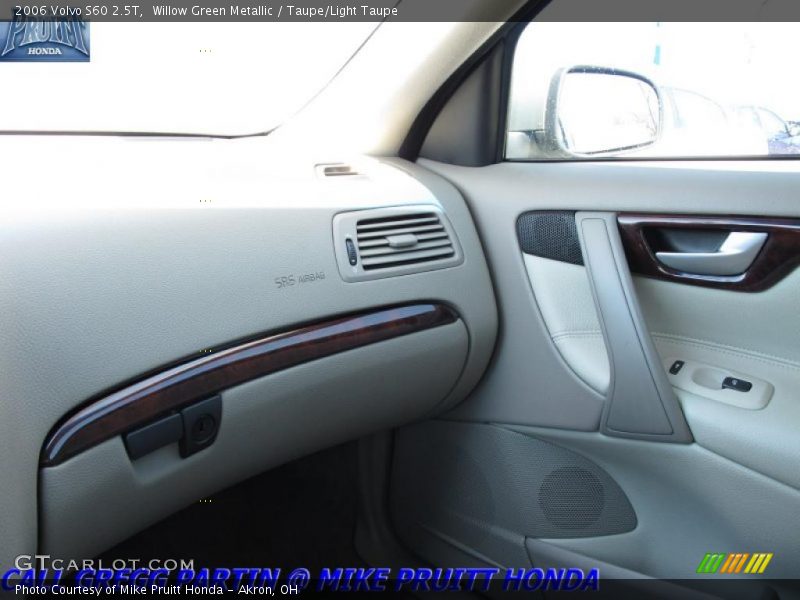 Willow Green Metallic / Taupe/Light Taupe 2006 Volvo S60 2.5T