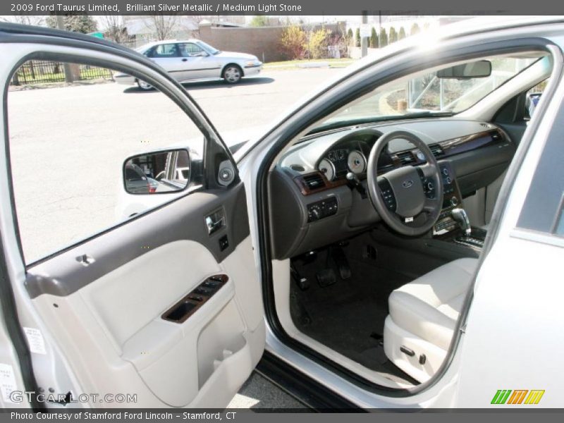 Brilliant Silver Metallic / Medium Light Stone 2009 Ford Taurus Limited