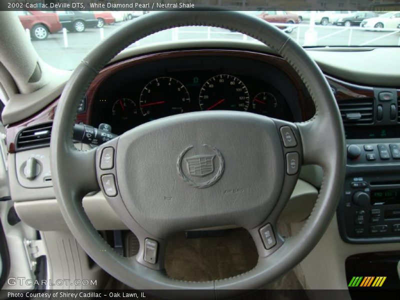 White Diamond Pearl / Neutral Shale 2002 Cadillac DeVille DTS