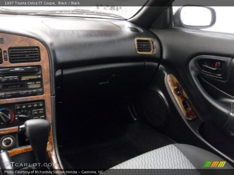 Black / Black 1997 Toyota Celica ST Coupe