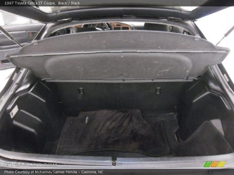 Black / Black 1997 Toyota Celica ST Coupe