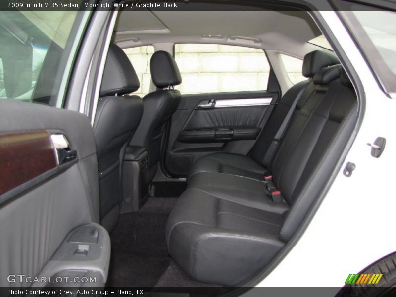Moonlight White / Graphite Black 2009 Infiniti M 35 Sedan