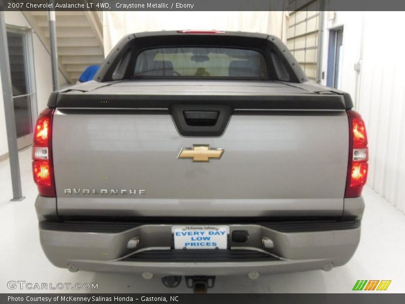 Graystone Metallic / Ebony 2007 Chevrolet Avalanche LT 4WD