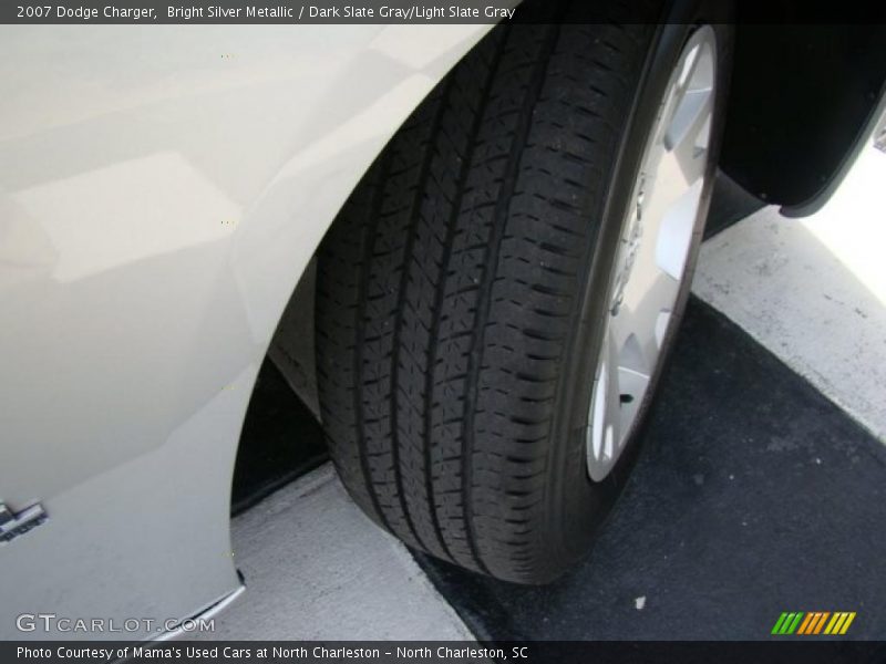 Bright Silver Metallic / Dark Slate Gray/Light Slate Gray 2007 Dodge Charger