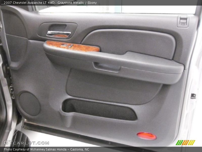 Graystone Metallic / Ebony 2007 Chevrolet Avalanche LT 4WD