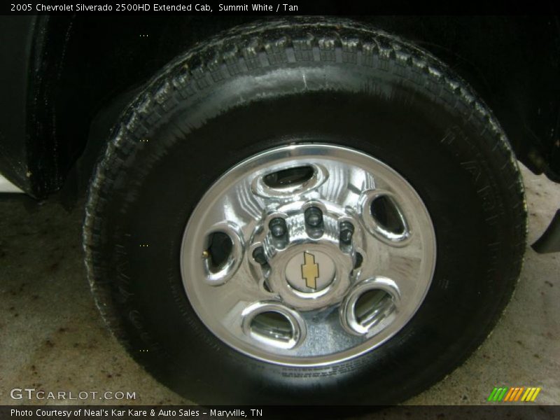 Summit White / Tan 2005 Chevrolet Silverado 2500HD Extended Cab