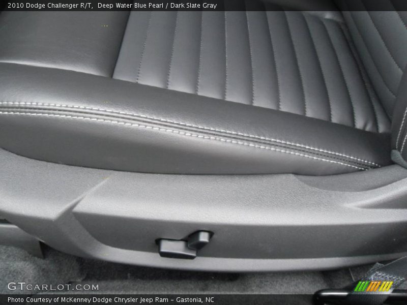Deep Water Blue Pearl / Dark Slate Gray 2010 Dodge Challenger R/T