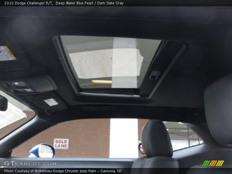 Deep Water Blue Pearl / Dark Slate Gray 2010 Dodge Challenger R/T
