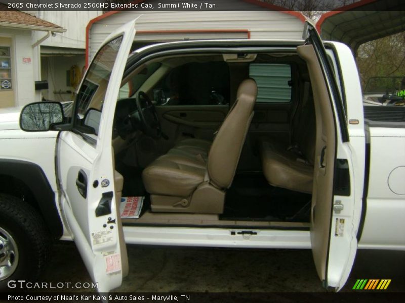 Summit White / Tan 2005 Chevrolet Silverado 2500HD Extended Cab