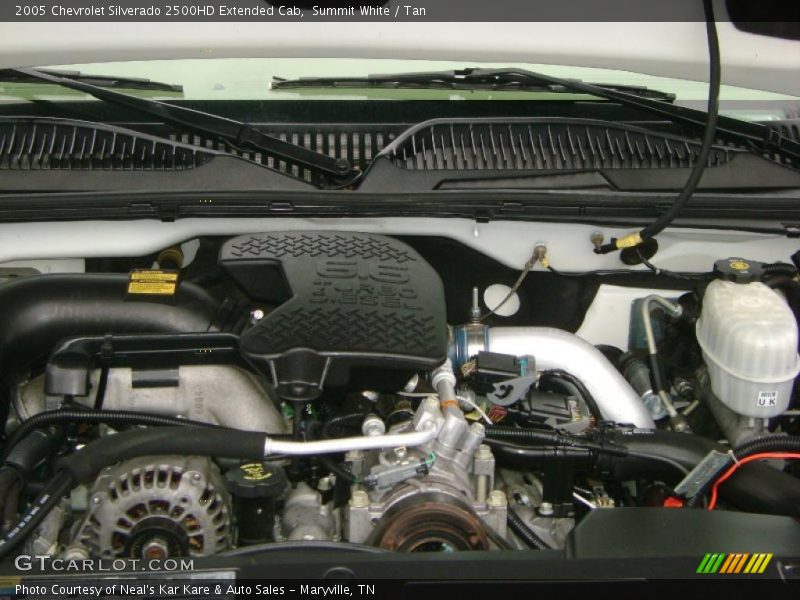 Summit White / Tan 2005 Chevrolet Silverado 2500HD Extended Cab