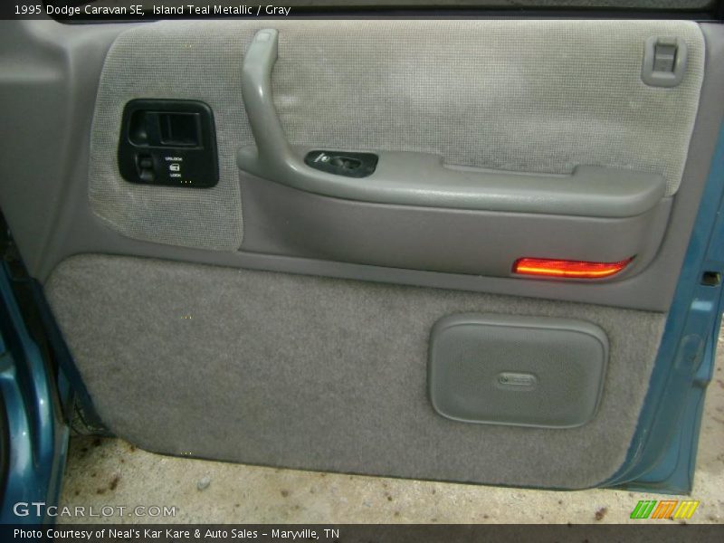Island Teal Metallic / Gray 1995 Dodge Caravan SE