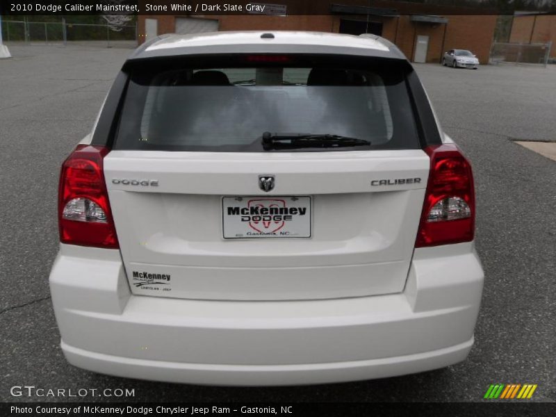 Stone White / Dark Slate Gray 2010 Dodge Caliber Mainstreet