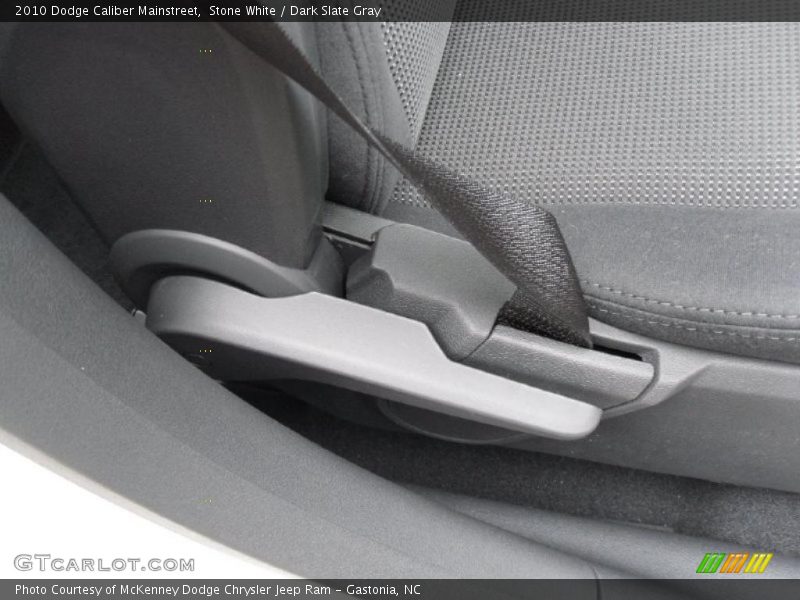 Stone White / Dark Slate Gray 2010 Dodge Caliber Mainstreet