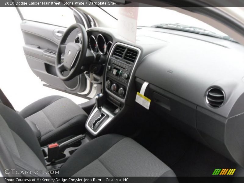 Stone White / Dark Slate Gray 2010 Dodge Caliber Mainstreet