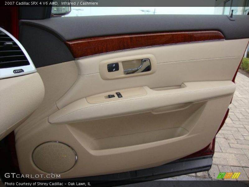 Infrared / Cashmere 2007 Cadillac SRX 4 V6 AWD