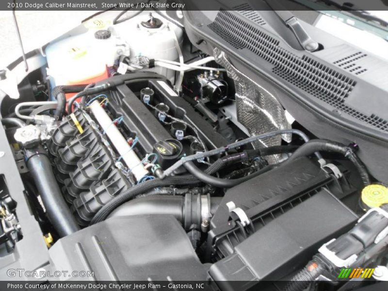 Stone White / Dark Slate Gray 2010 Dodge Caliber Mainstreet