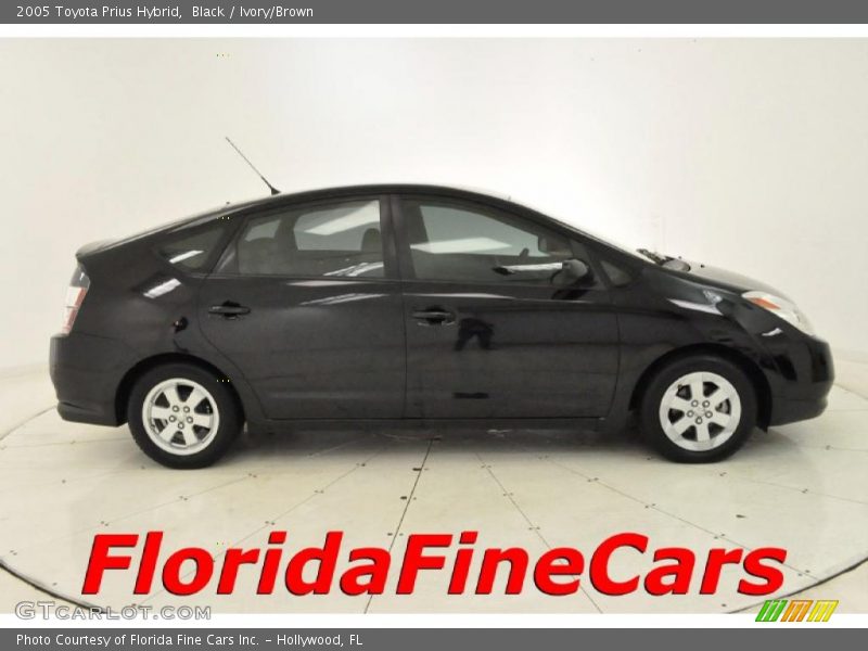 Black / Ivory/Brown 2005 Toyota Prius Hybrid