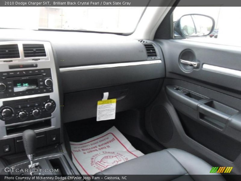 Brilliant Black Crystal Pearl / Dark Slate Gray 2010 Dodge Charger SXT