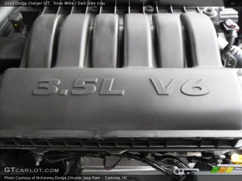 Stone White / Dark Slate Gray 2010 Dodge Charger SXT