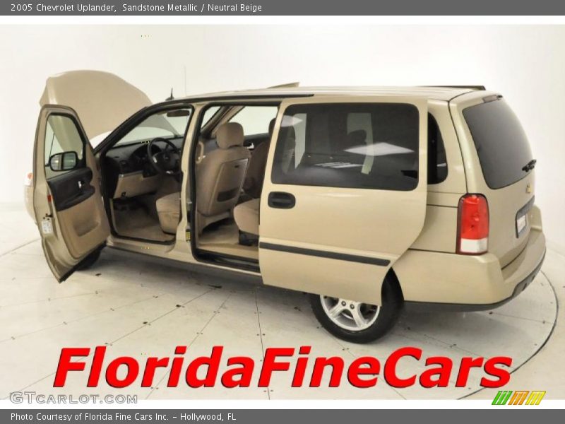 Sandstone Metallic / Neutral Beige 2005 Chevrolet Uplander