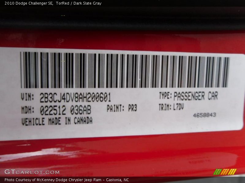 TorRed / Dark Slate Gray 2010 Dodge Challenger SE