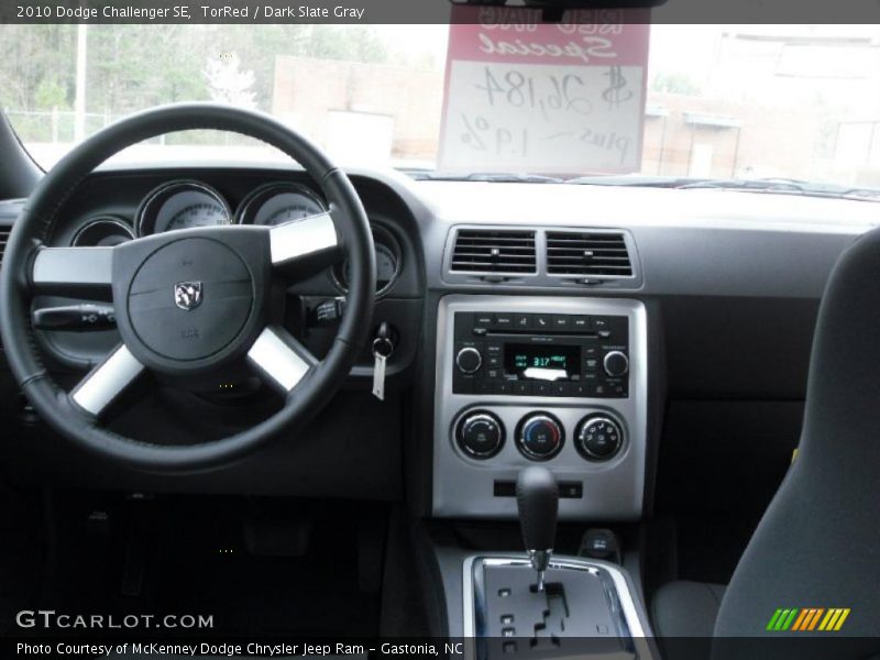 TorRed / Dark Slate Gray 2010 Dodge Challenger SE