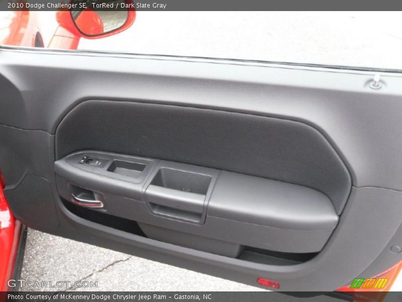 TorRed / Dark Slate Gray 2010 Dodge Challenger SE