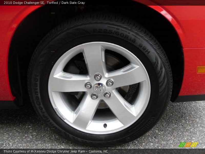 TorRed / Dark Slate Gray 2010 Dodge Challenger SE