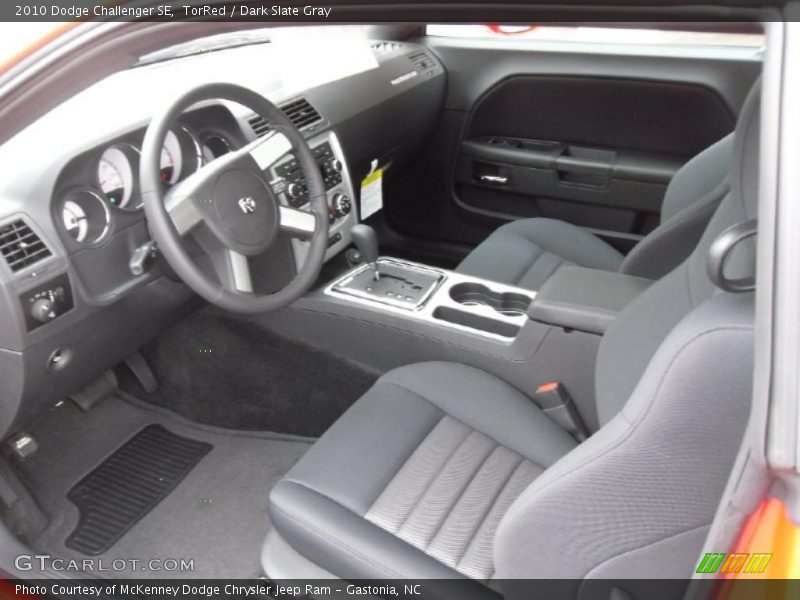TorRed / Dark Slate Gray 2010 Dodge Challenger SE