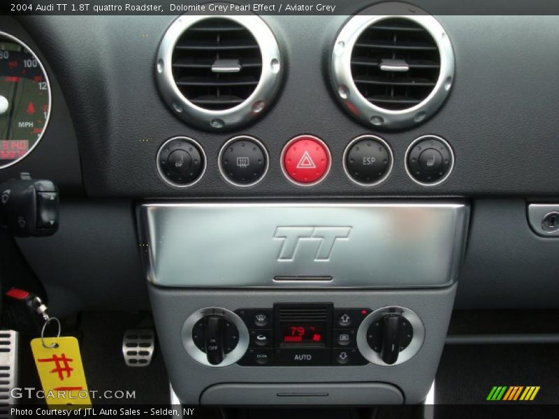 Dolomite Grey Pearl Effect / Aviator Grey 2004 Audi TT 1.8T quattro Roadster