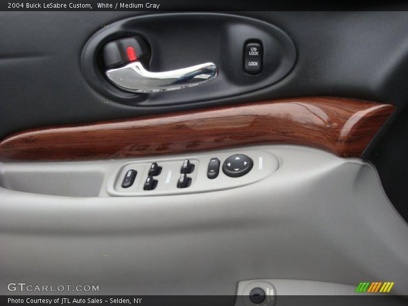 White / Medium Gray 2004 Buick LeSabre Custom