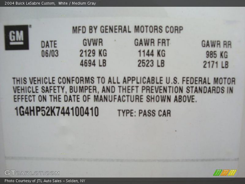 White / Medium Gray 2004 Buick LeSabre Custom