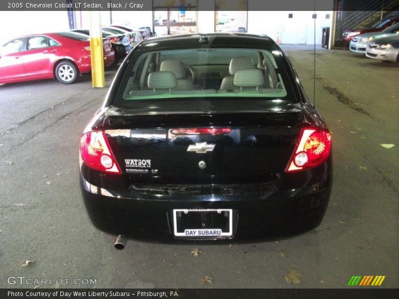 Black / Gray 2005 Chevrolet Cobalt LT Sedan