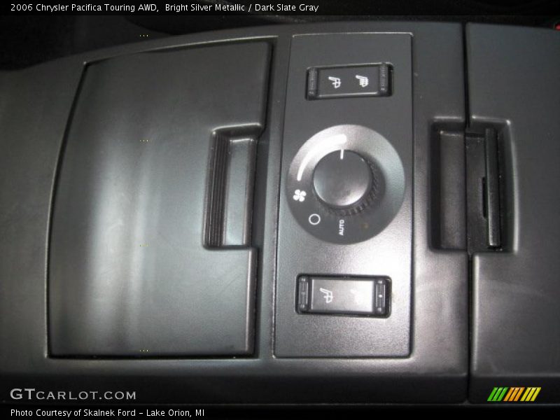 Bright Silver Metallic / Dark Slate Gray 2006 Chrysler Pacifica Touring AWD