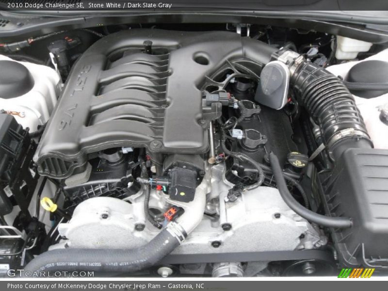 Stone White / Dark Slate Gray 2010 Dodge Challenger SE