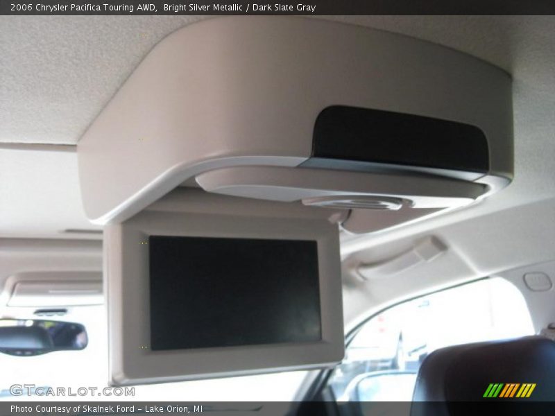 Bright Silver Metallic / Dark Slate Gray 2006 Chrysler Pacifica Touring AWD