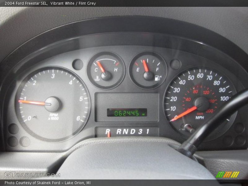 Vibrant White / Flint Grey 2004 Ford Freestar SEL