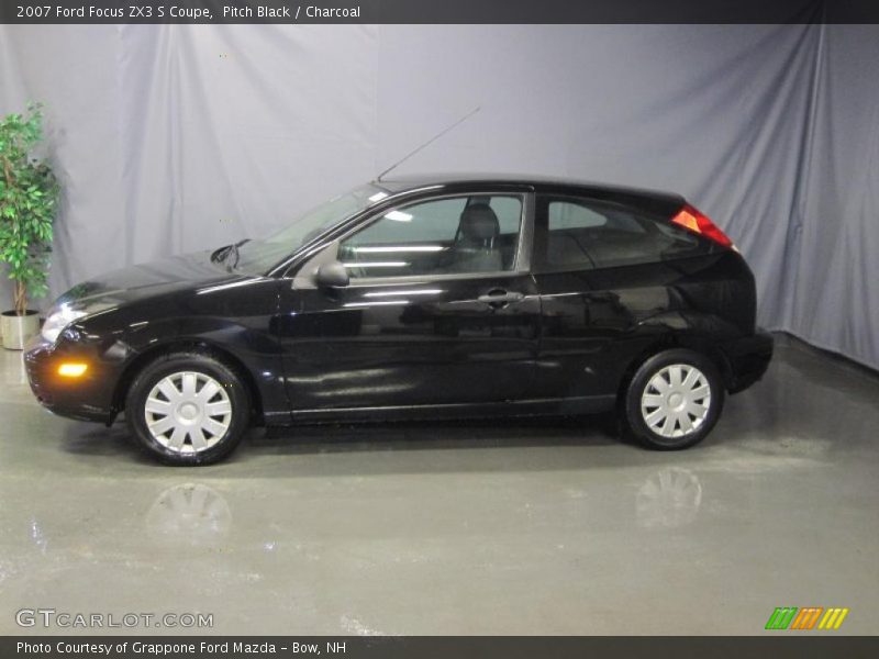 Pitch Black / Charcoal 2007 Ford Focus ZX3 S Coupe