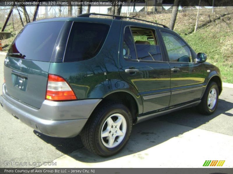 Brilliant Emerald Metallic / Sand 1998 Mercedes-Benz ML 320 4Matic