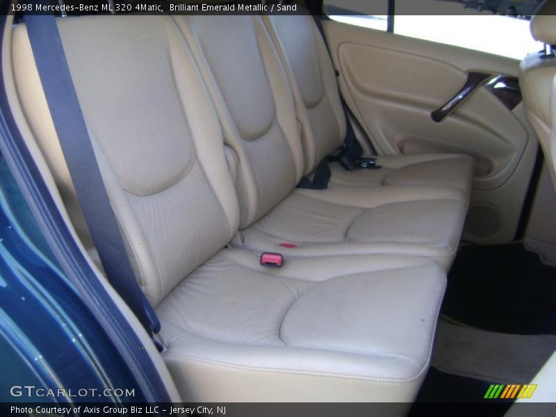Brilliant Emerald Metallic / Sand 1998 Mercedes-Benz ML 320 4Matic