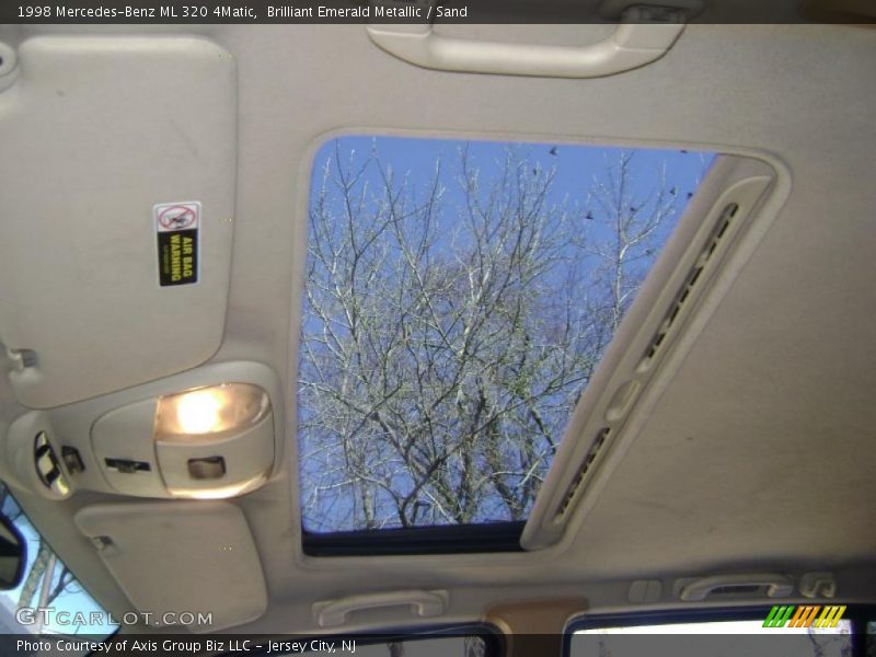 Brilliant Emerald Metallic / Sand 1998 Mercedes-Benz ML 320 4Matic