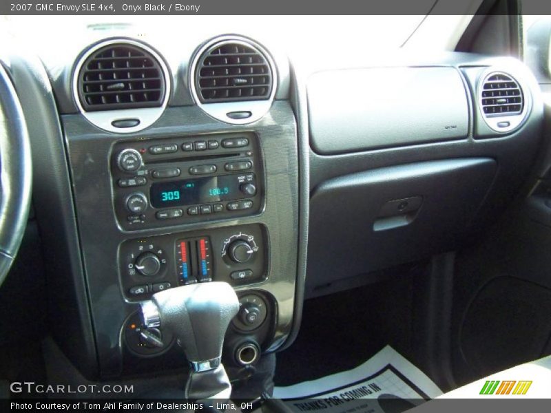 Onyx Black / Ebony 2007 GMC Envoy SLE 4x4