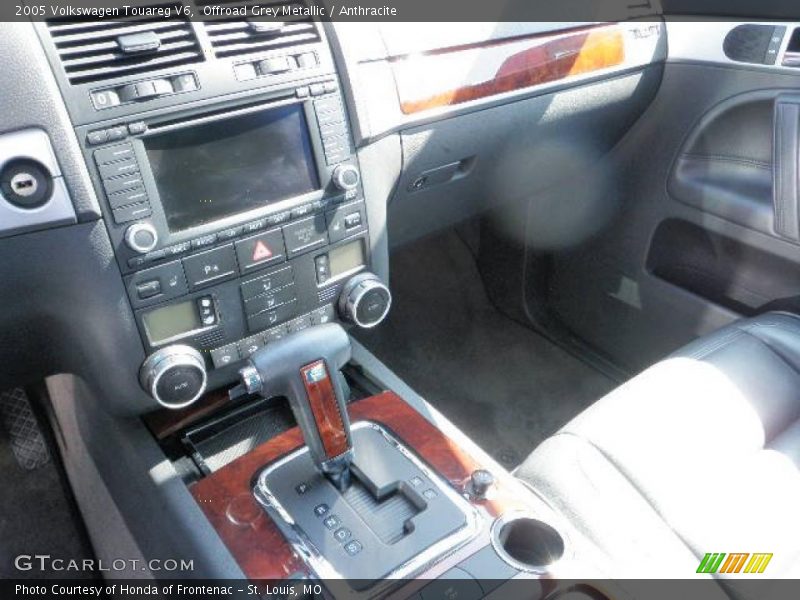 Offroad Grey Metallic / Anthracite 2005 Volkswagen Touareg V6