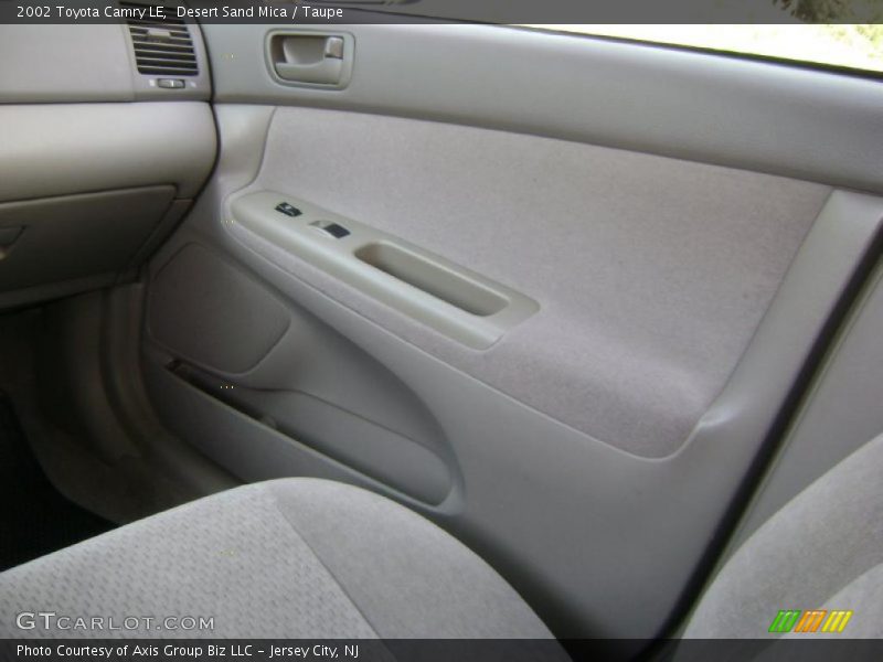 Desert Sand Mica / Taupe 2002 Toyota Camry LE