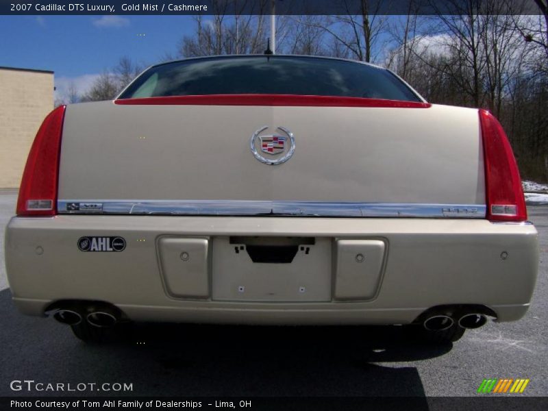 Gold Mist / Cashmere 2007 Cadillac DTS Luxury