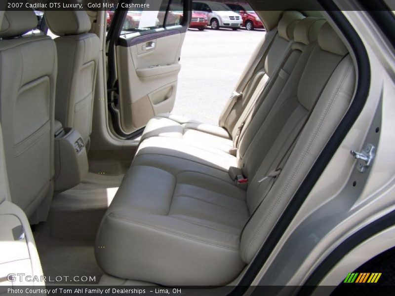 Gold Mist / Cashmere 2007 Cadillac DTS Luxury